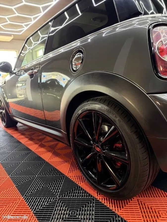 MINI 3 Portas Cooper SD - 30