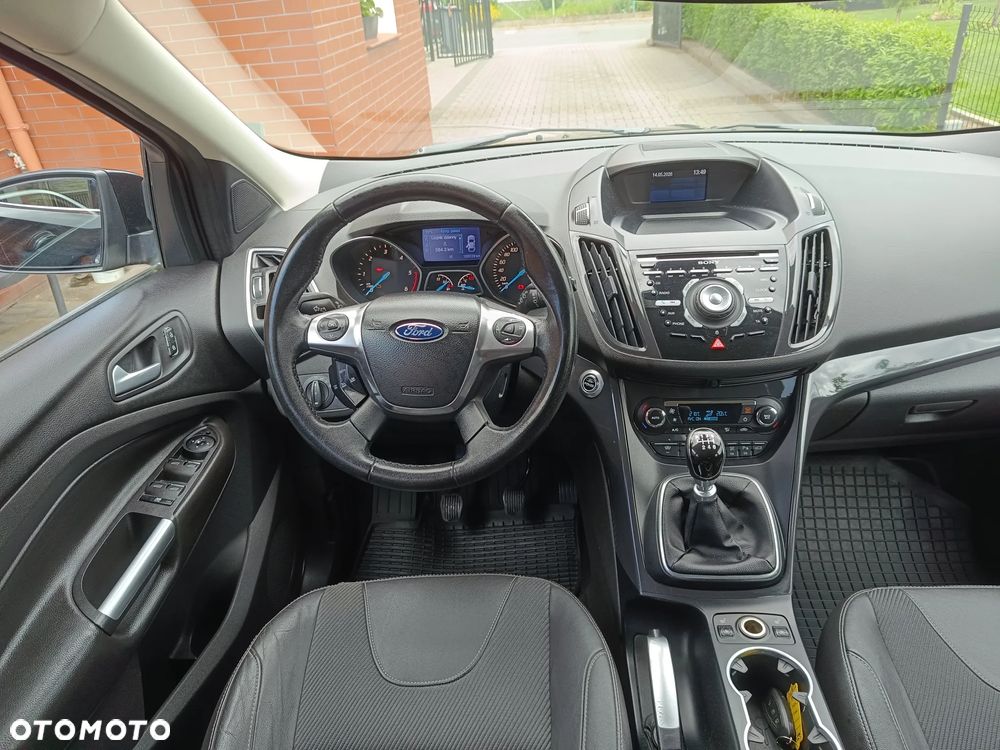 Ford Kuga 2.0 TDCi 4x4 Titanium - 26
