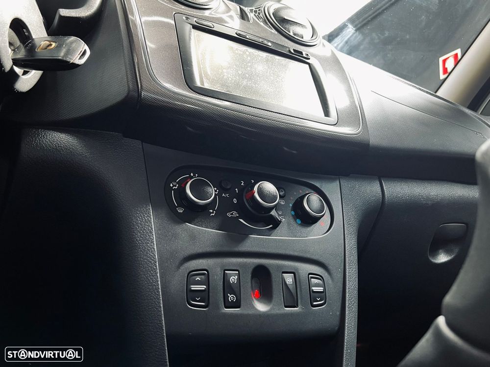 Dacia Sandero 0.9 TCe Stepway Bi-Fuel - 17