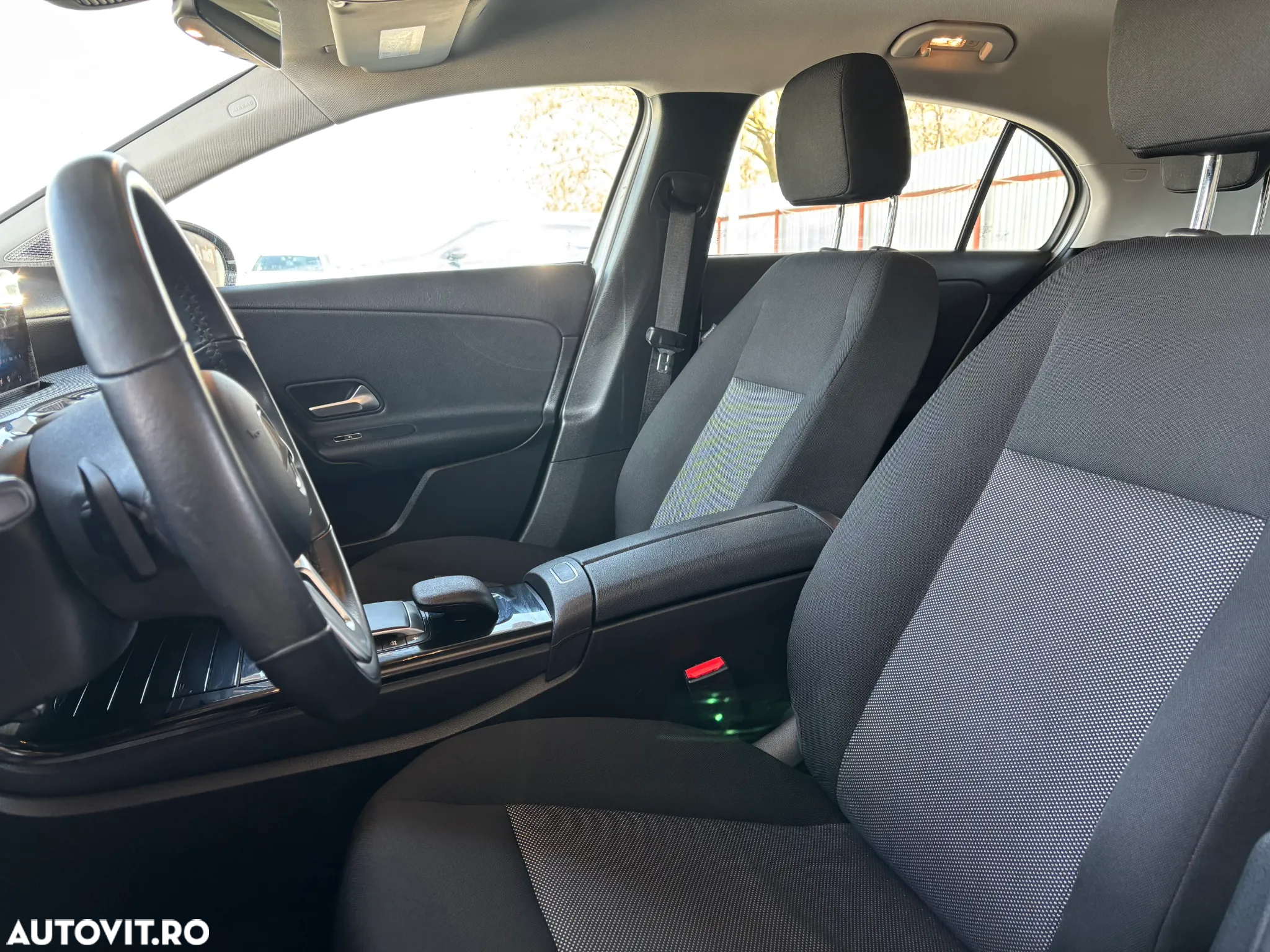 Mercedes-Benz A 180 d 7G-DCT - 15