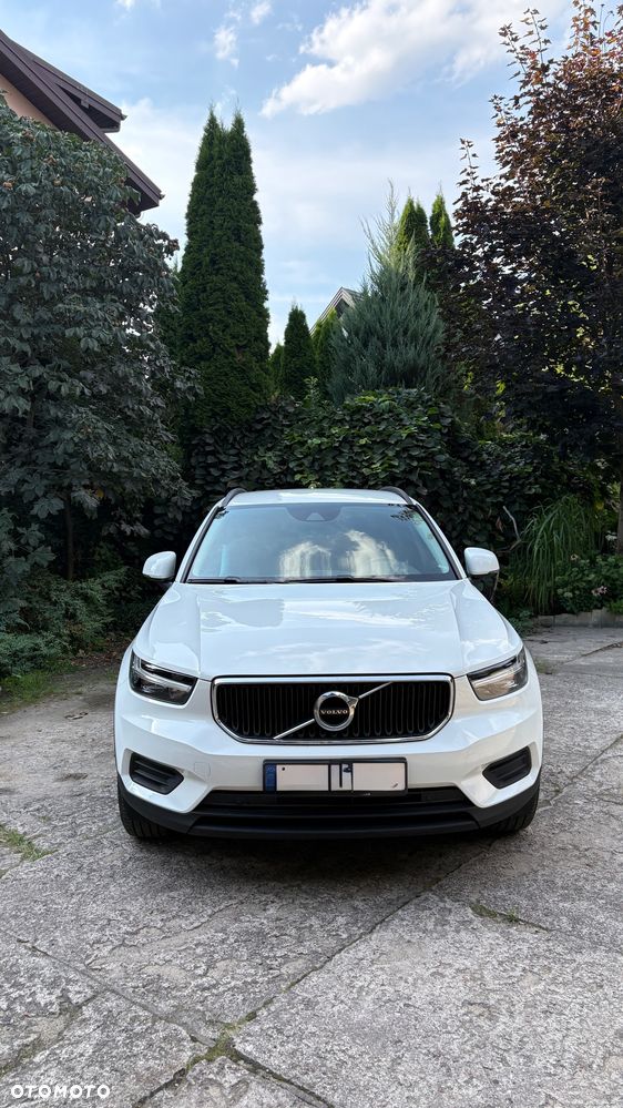 Volvo XC 40 T3 Momentum - 1