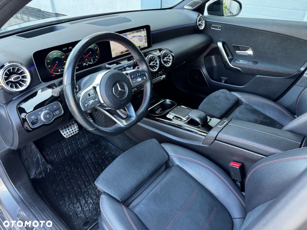 Mercedes-Benz Klasa A 250 7G-DCT AMG Line - 17