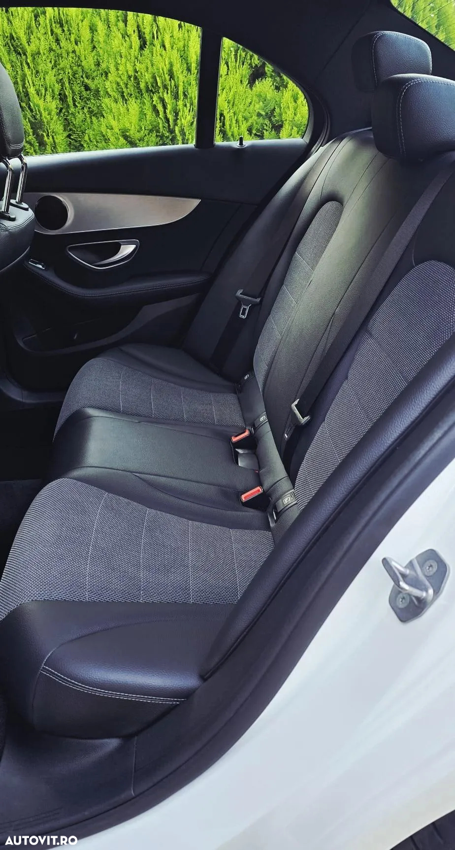Mercedes-Benz C 220 BlueTec - 18