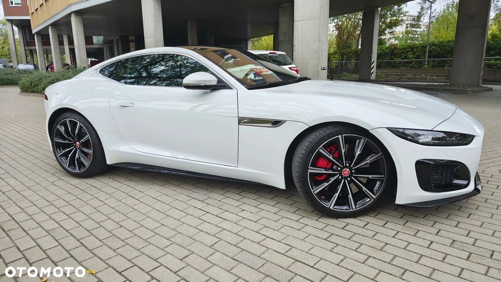 Jaguar F-Type P575 AWD R - 6