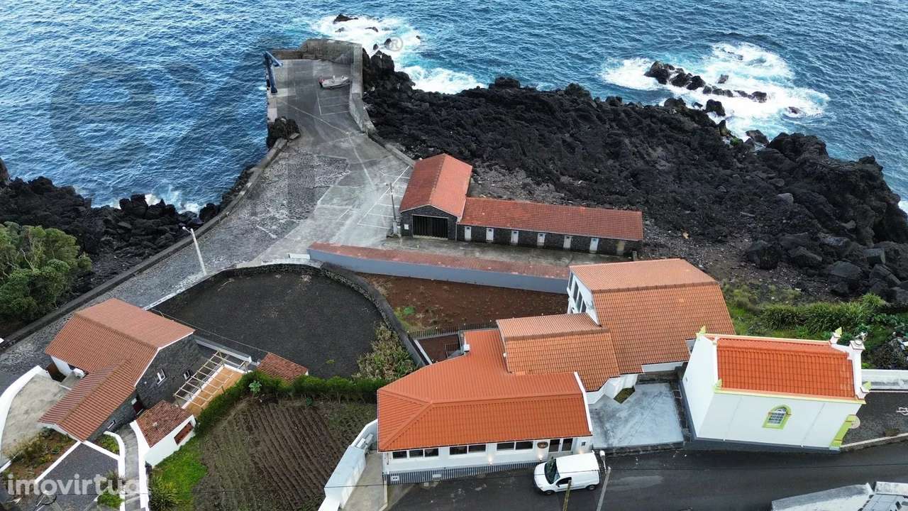 Propriedade de Investimento na Costa do Pico Açores - Grande imagem: 2/16