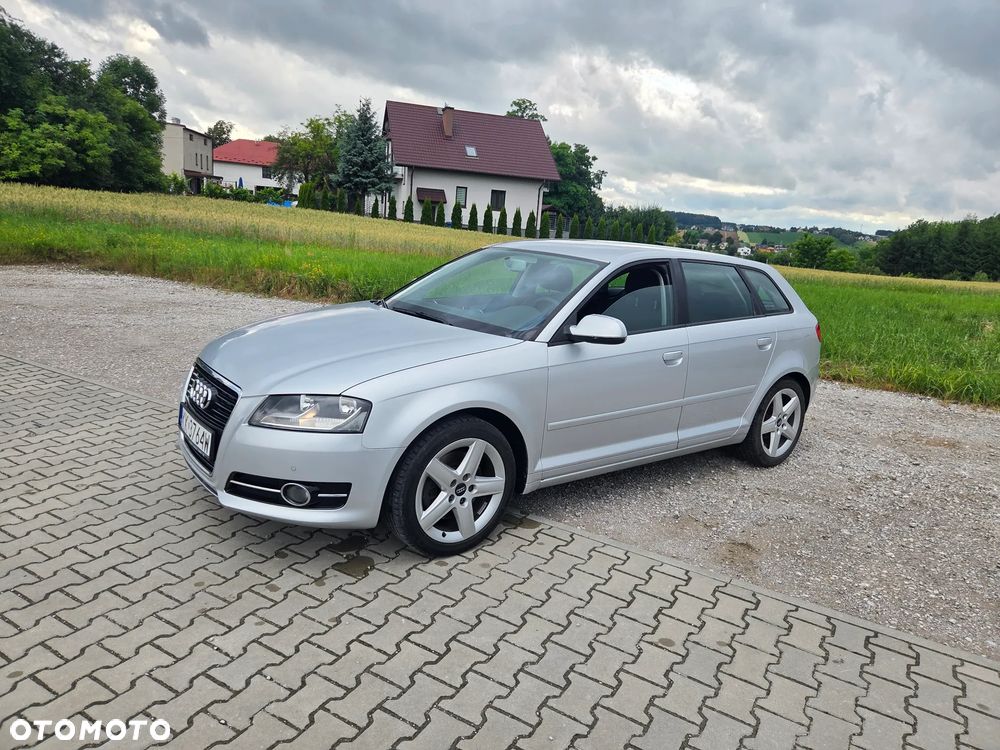 Audi A3 Sportback 1.8 TFSI Quattro Ambiente - 8