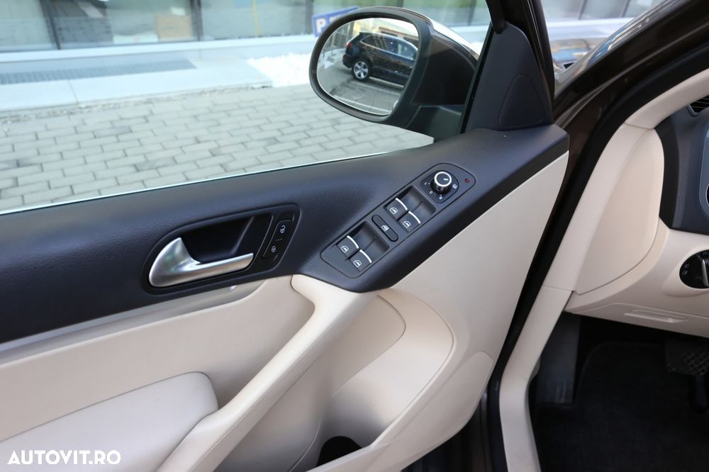 Volkswagen Tiguan - 10