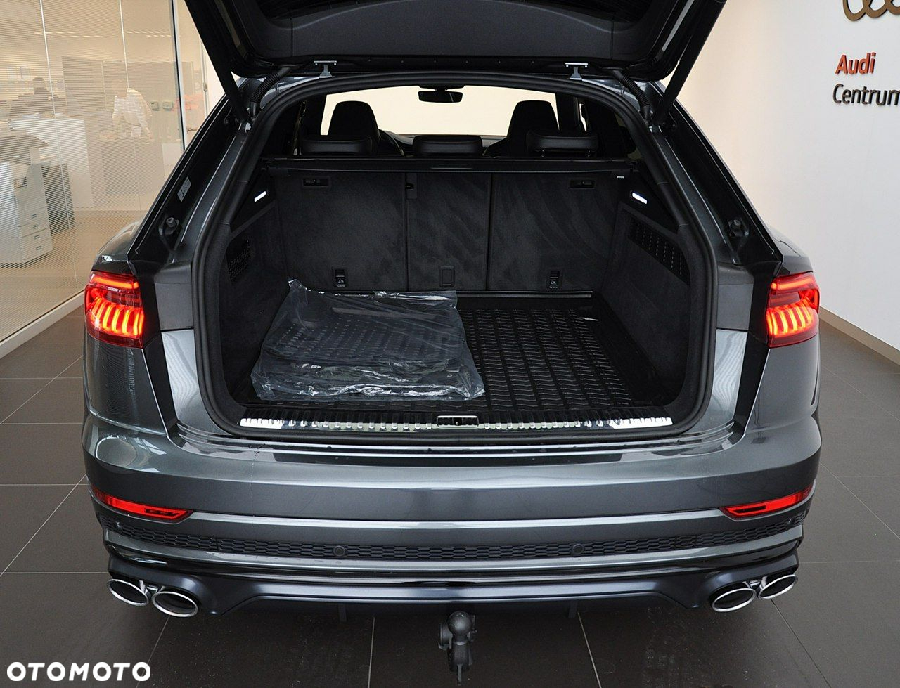 Audi SQ8 - 11