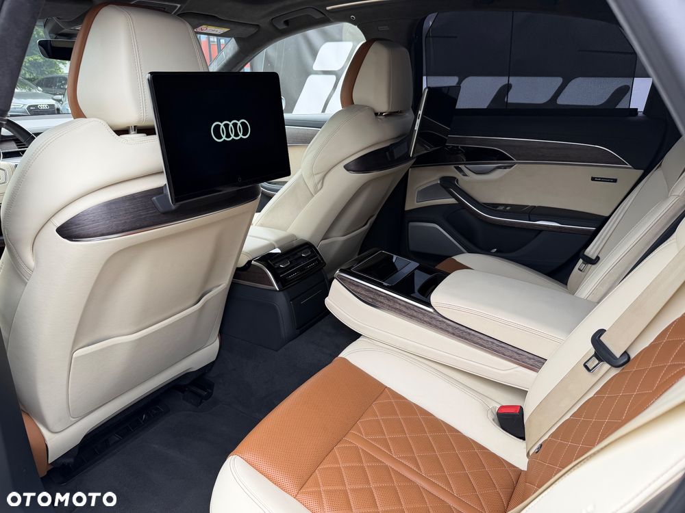 Audi S8 - 33