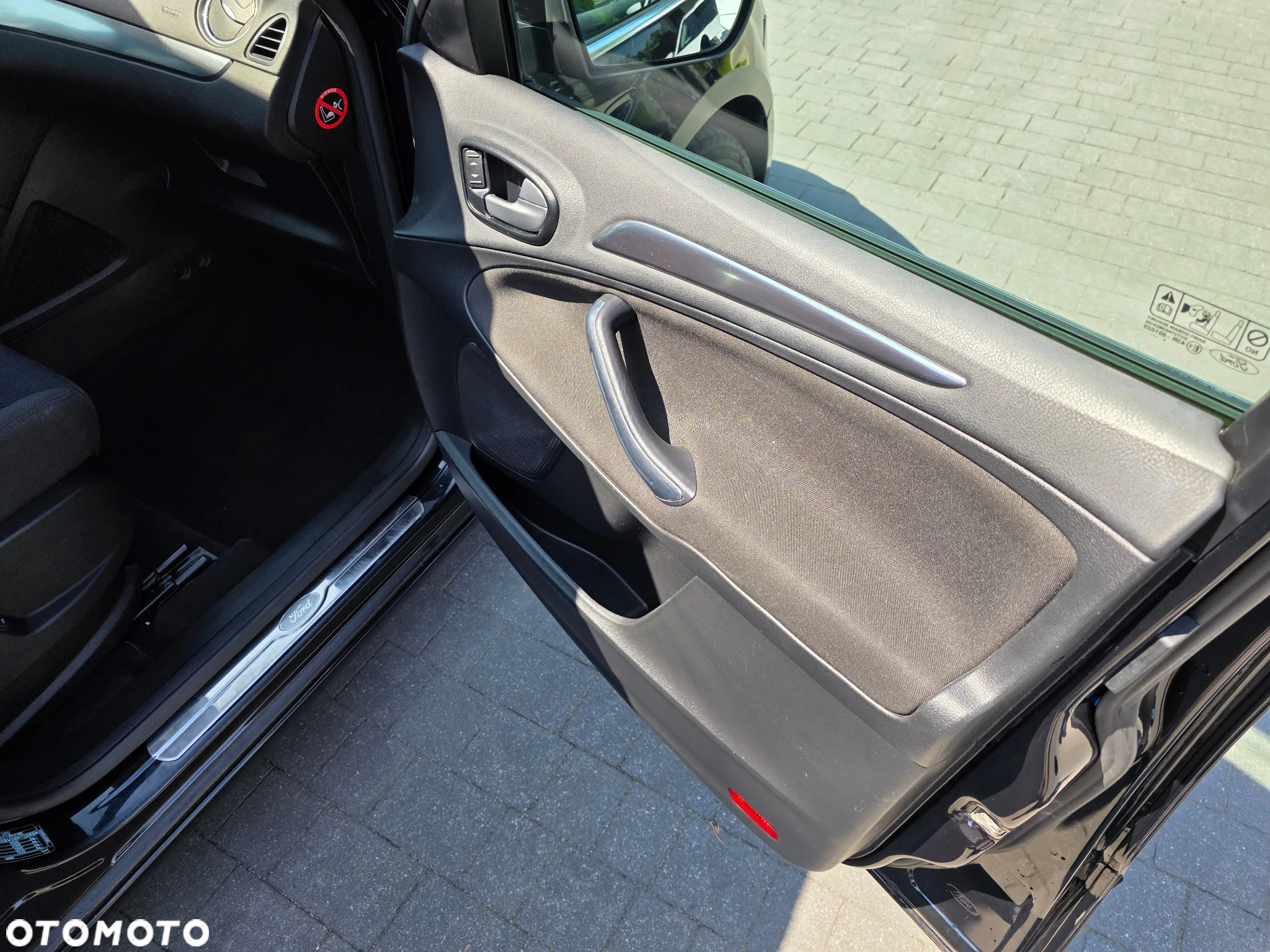 Ford S-Max 2.0 TDCi DPF Titanium - 10