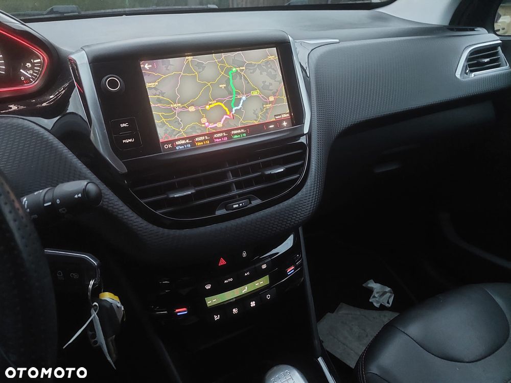 Peugeot 2008 PureTech 110 Stop&Start GT-Line Edition - 16