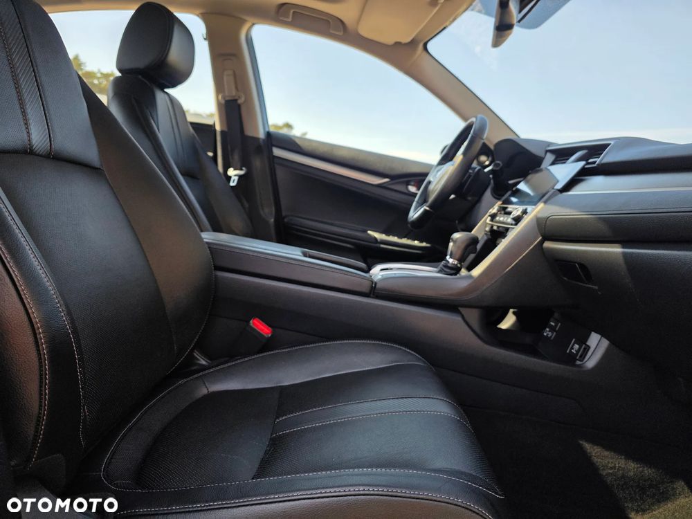 Honda Civic 1.5 i-VTEC Turbo CVT Executive - 28