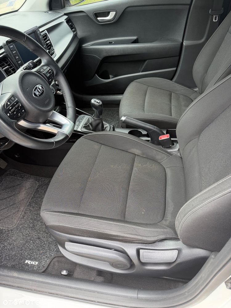 Kia Rio 1.4 crdi L - 8