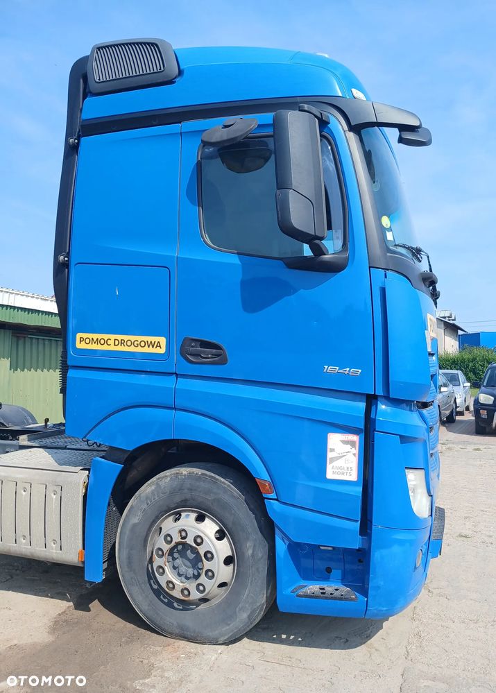 Mercedes-Benz Actros - 6