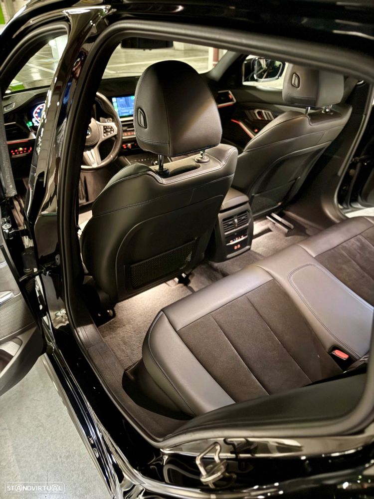 BMW 330 e xDrive Aut. M Sport - 13