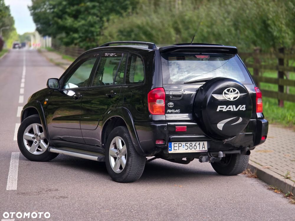 Toyota RAV4 D-4D 4x4 - 3