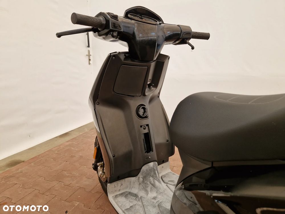 Piaggio Typhoon - 25
