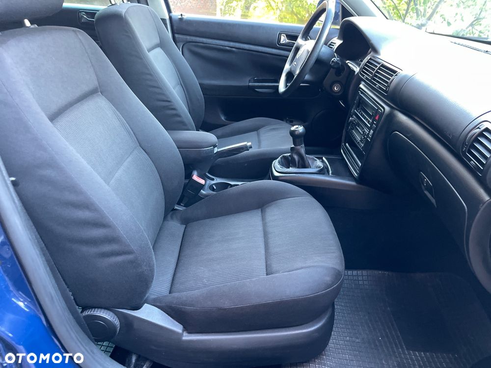 Volkswagen Passat 2.0 Comfortline - 20