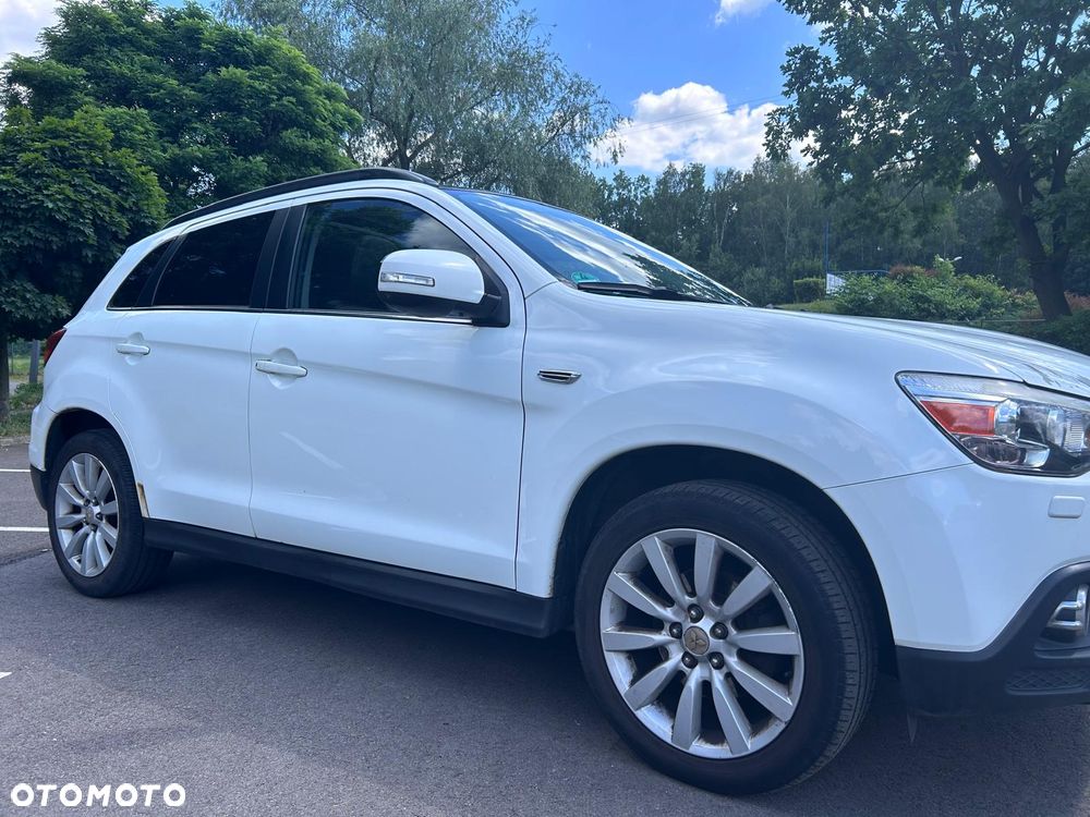 Mitsubishi ASX 1.8 DID Instyle NAVI 4WD AS&G - 2