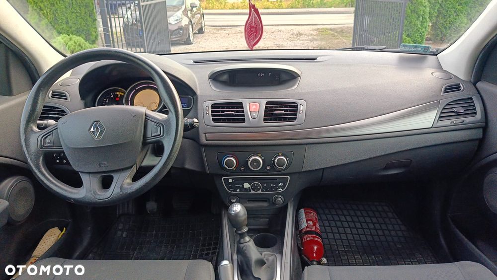Renault Megane 1.5 dCi Dynamique - 7
