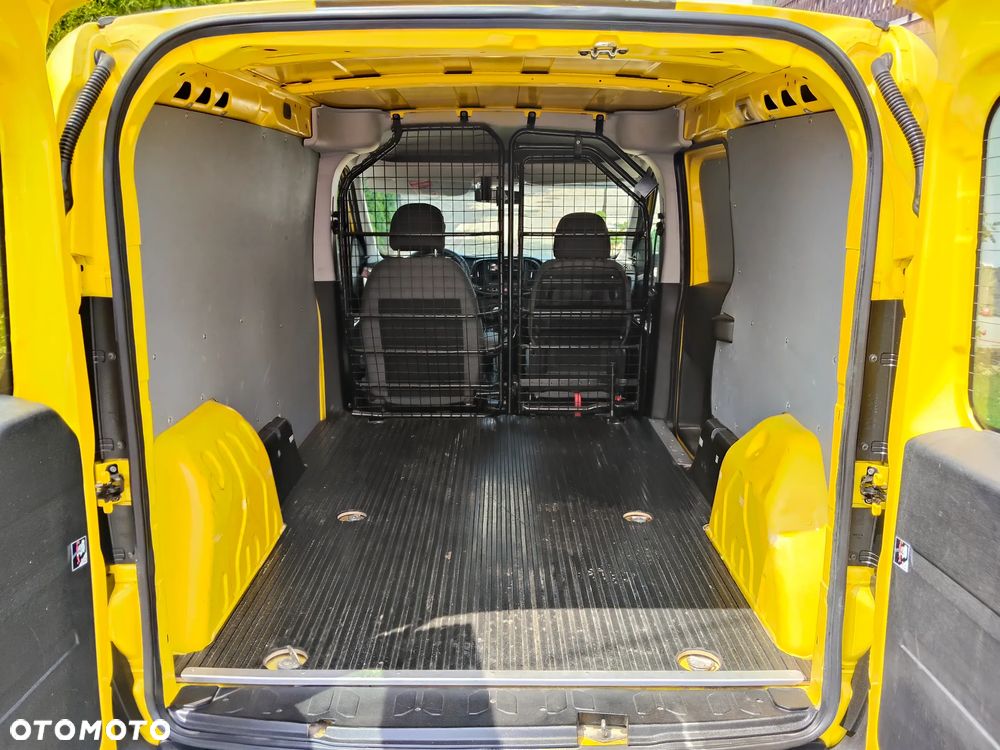 Fiat Doblo - 17