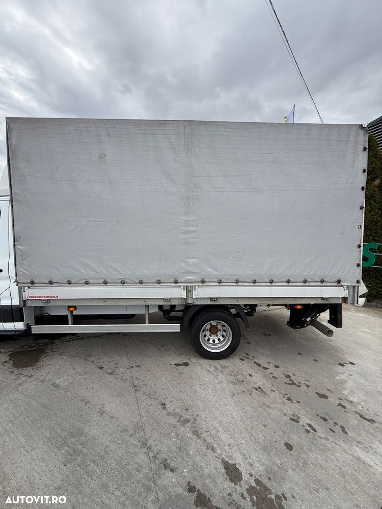 Ford Transit - 13