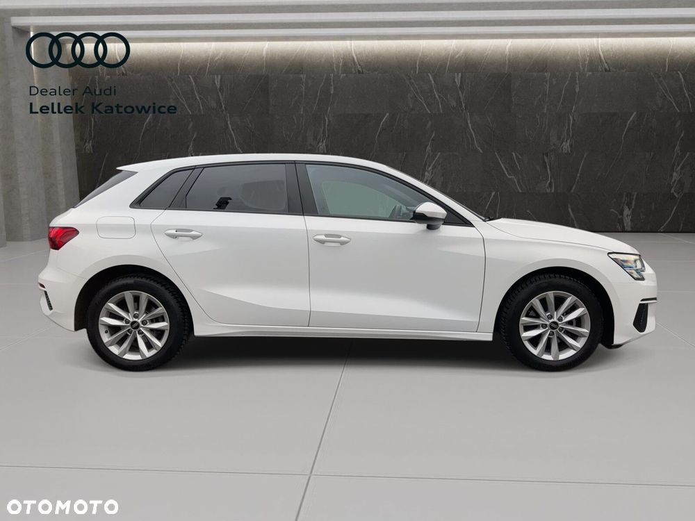 Audi A3 Sportback - 8