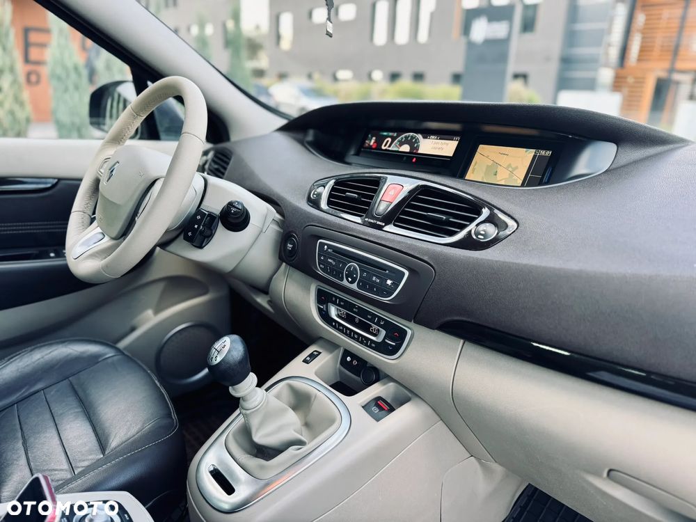 Renault Scenic dCi 130 FAP Start & Stop Luxe - 8