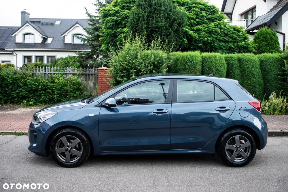 Kia Rio 1.2 Edition 7 - 11
