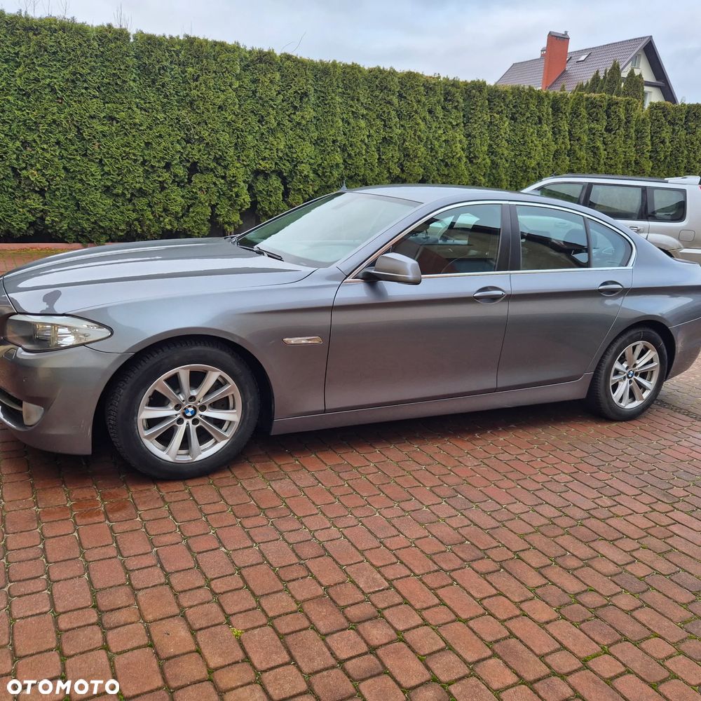 BMW Seria 5 ver-525d - 3