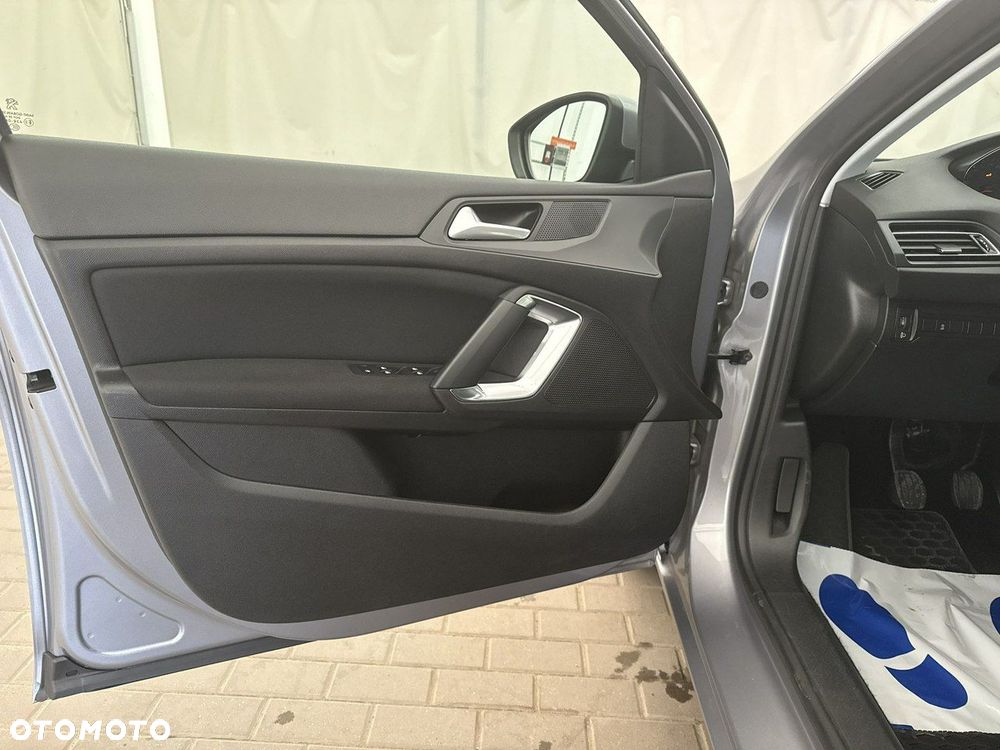 Peugeot 308 - 11