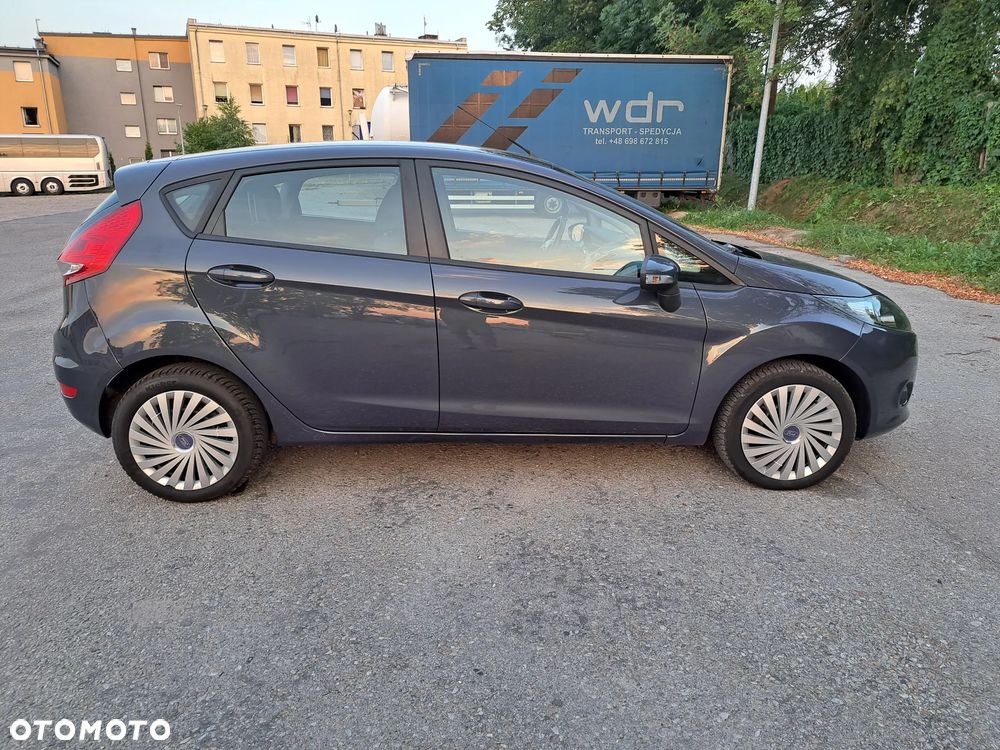 Ford Fiesta - 5