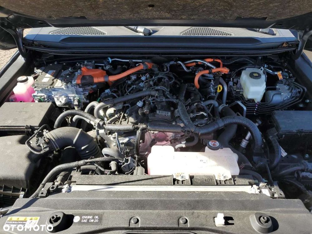 Toyota Land Cruiser - 7