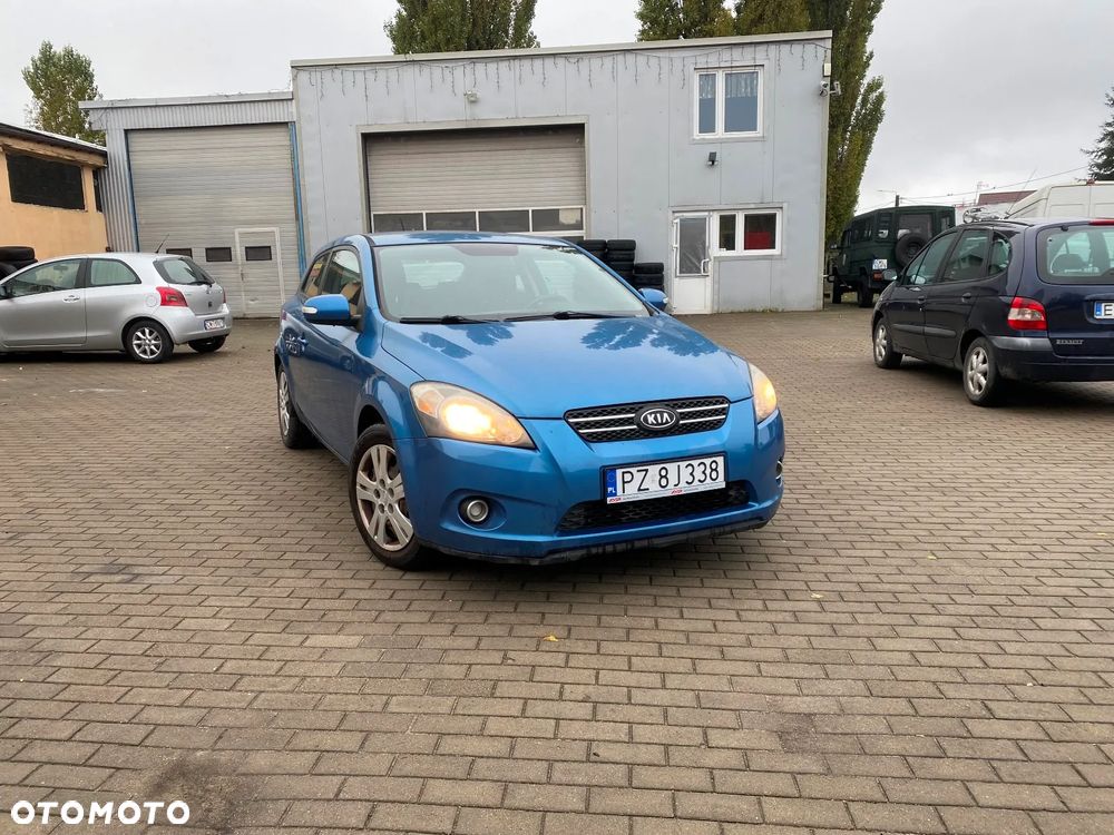 Kia Ceed ver-1-6-cvvt-dream--team-edition - 2