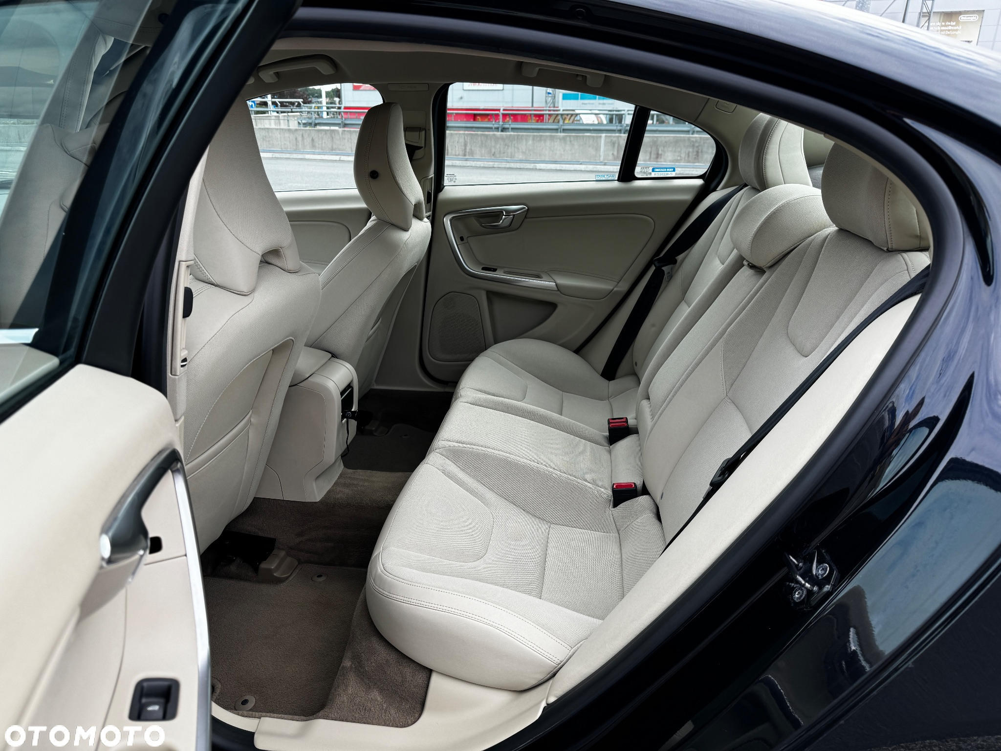 Volvo S60 D3 Momentum - 9