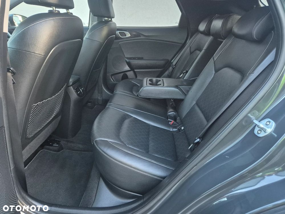 Kia XCeed 1.4 T-GDI OPF DCT7 PLATINUM EDITION - 11