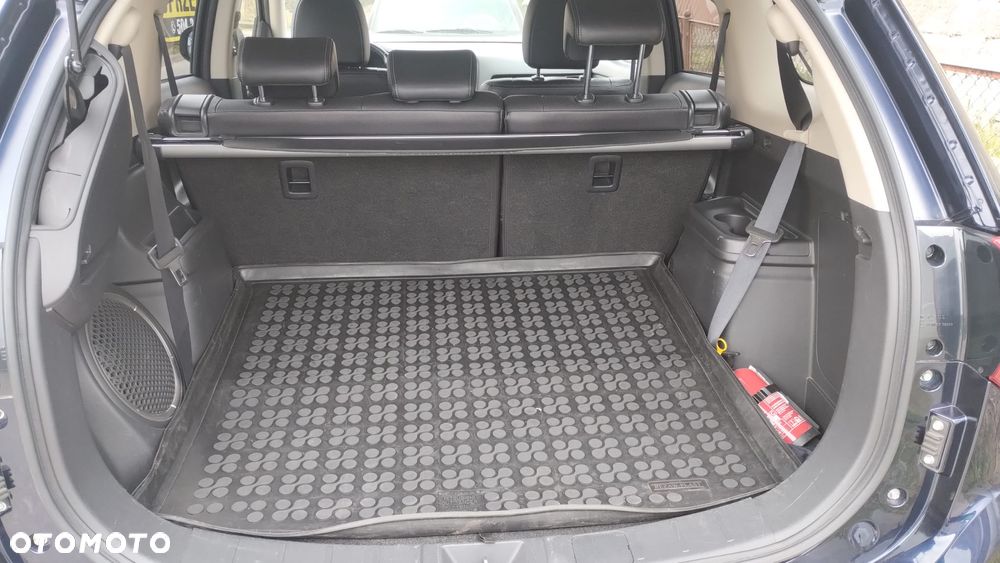 Mitsubishi Outlander 2.0 Instyle Navi CVT - 9