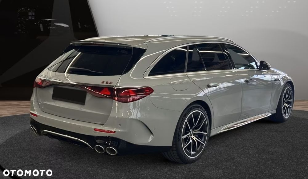 Mercedes-Benz Klasa E AMG 53 4Matic+ AMG SPEEDSHIFT TCT 9G - 5