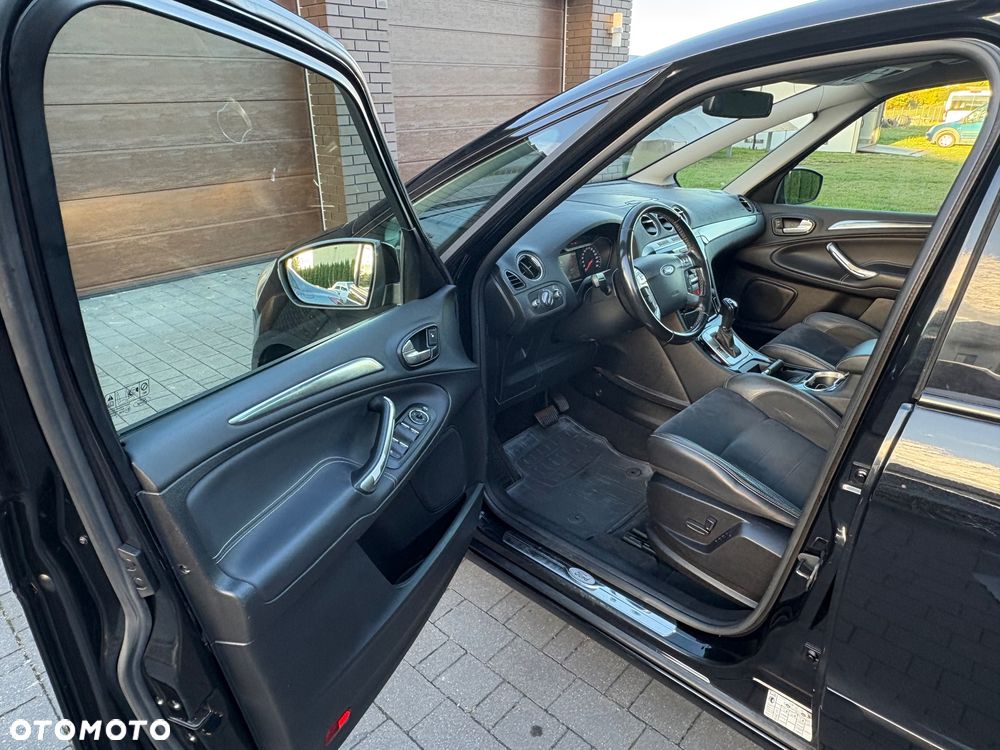 Ford S-Max - 8