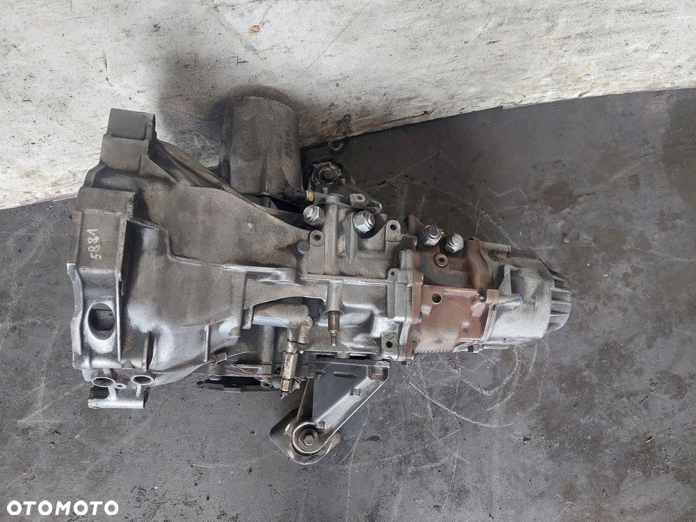 SKRZYNIA BIEGÓW 5B VOLKSWAGEN PASSAT B5 EYZ 1.9 TDI - 6