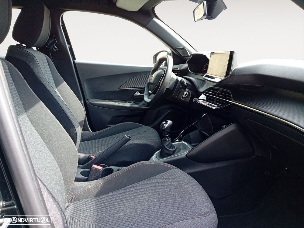 Peugeot 2008 1.2 PureTech Style - 15