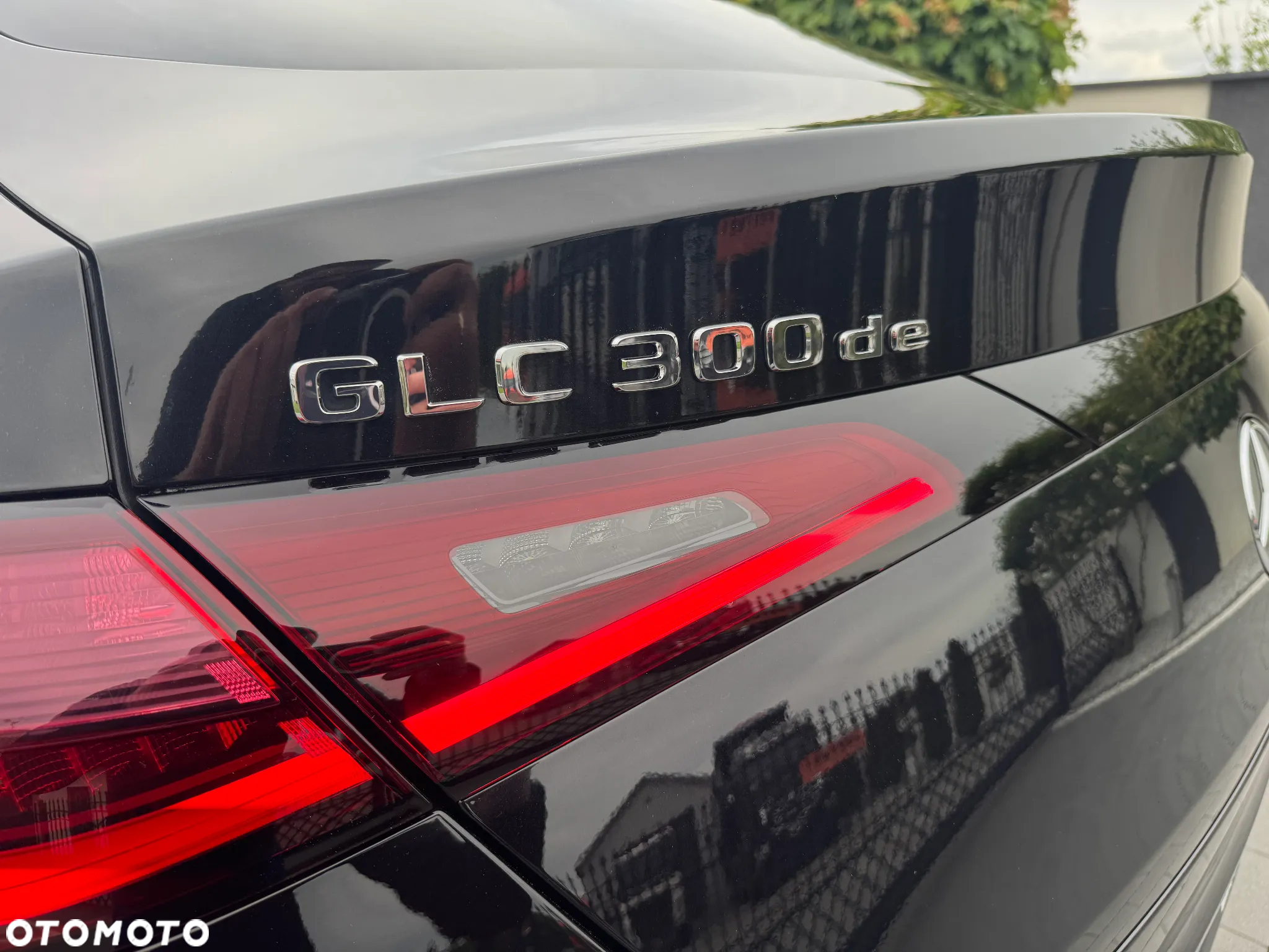 Mercedes-Benz GLC Coupe 300 de PHEV 4-Matic AMG Line - 13