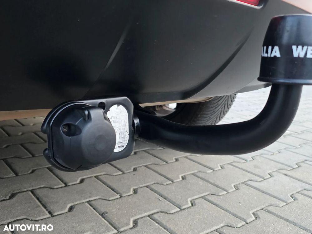 Nissan Qashqai 1.6 DCI 4 x 4 DPF Start/Stop tekna - 15