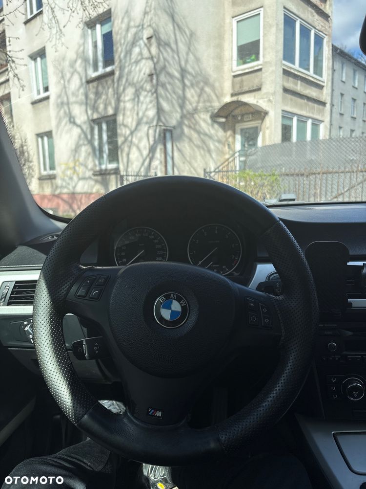 BMW Seria 3 320i - 12
