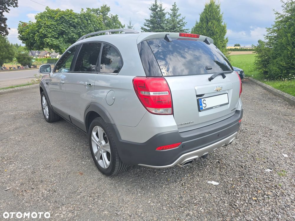 Chevrolet Captiva 2.2 D LTZ - 5