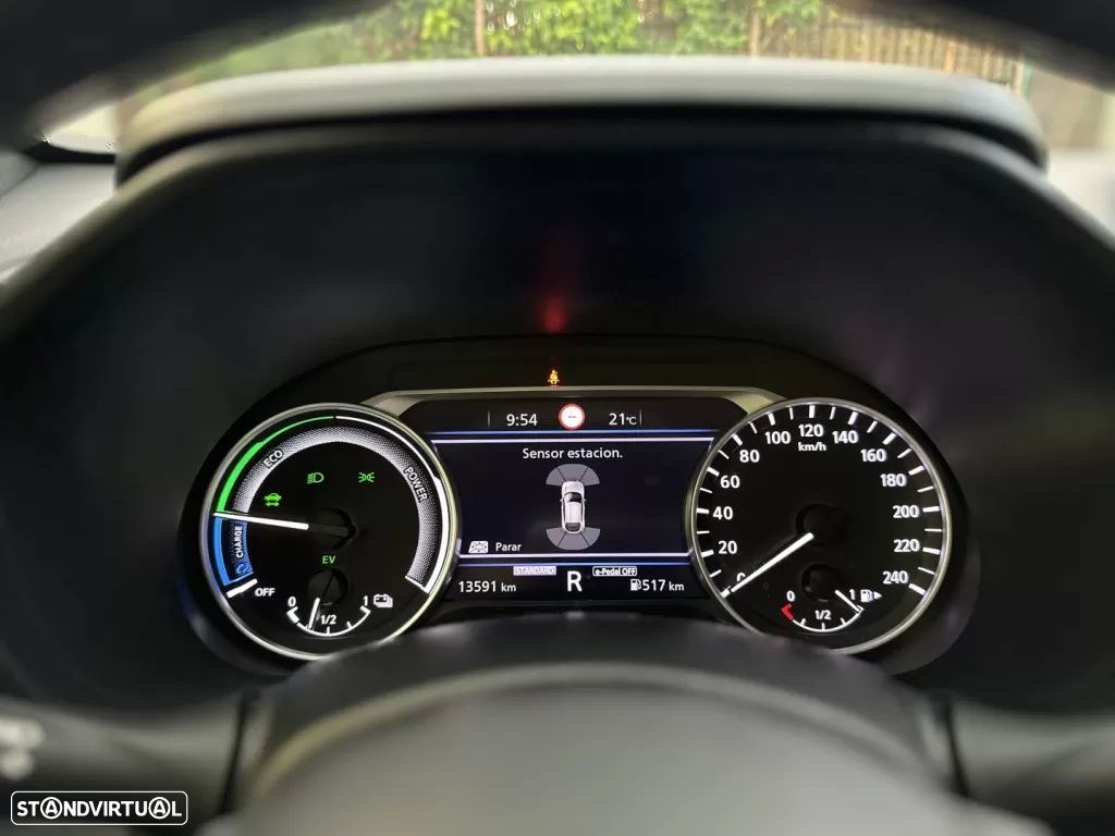 Nissan Juke 1.6 Hybrid N-Connecta - 25