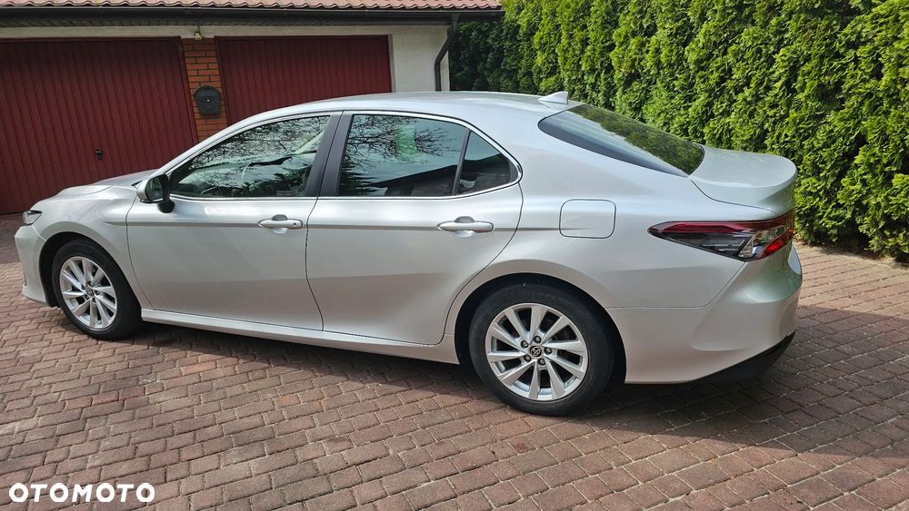 Toyota Camry 2.5 Hybrid Comfort CVT - 12