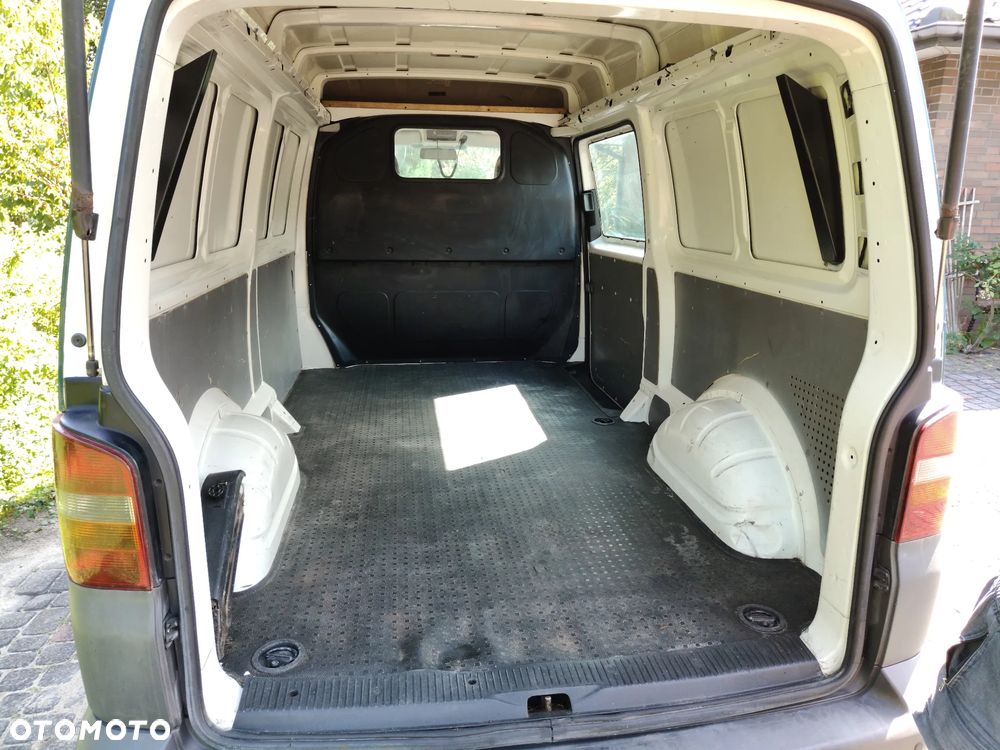 Volkswagen T5 - 3