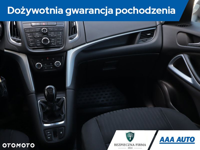 Opel Zafira - 9