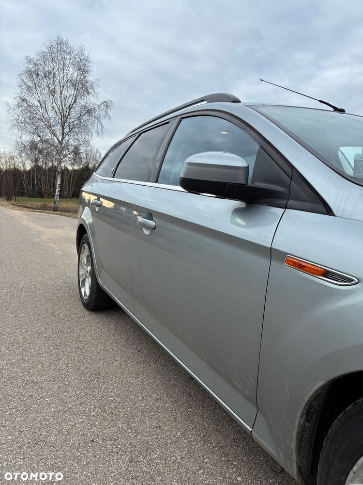Ford Mondeo 2.5 Titanium - 4